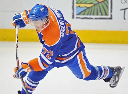 Ryan Nugent-Hopkins in Oilers Jersey